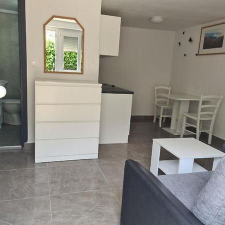 Marton Apartment Krk Bagian luar foto