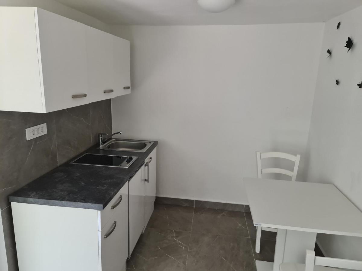Marton Apartment Krk Bagian luar foto